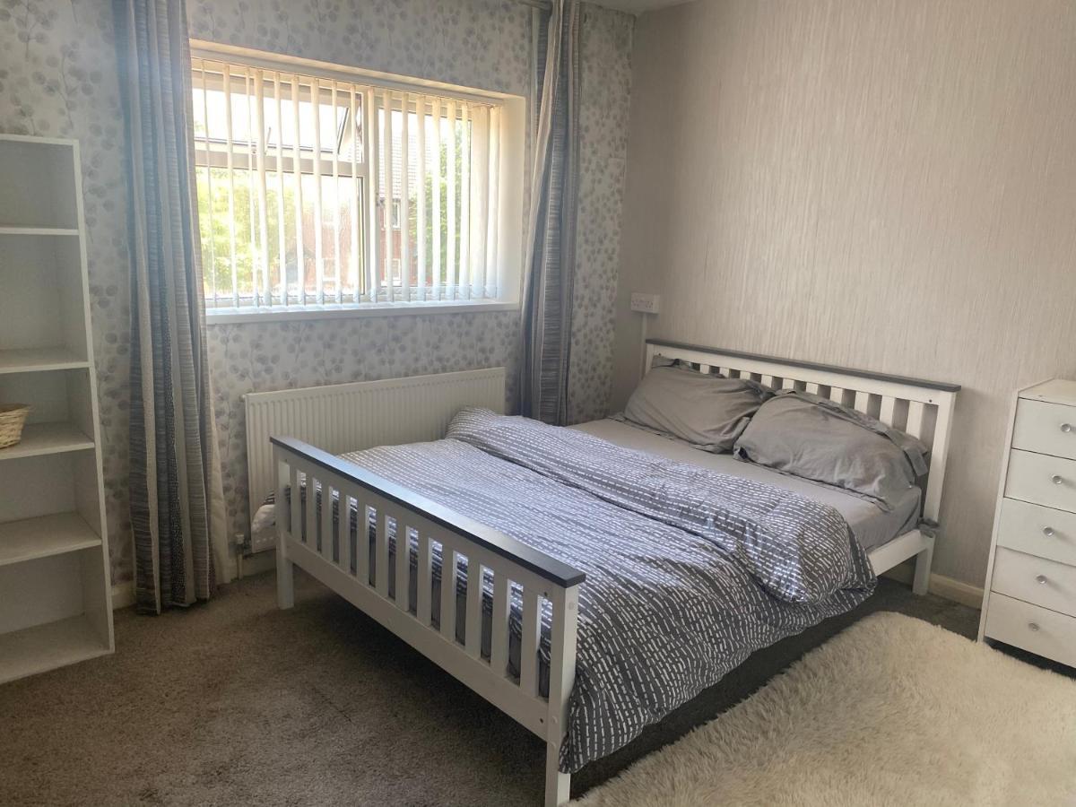 Cosy Room In Бристол Екстериор снимка